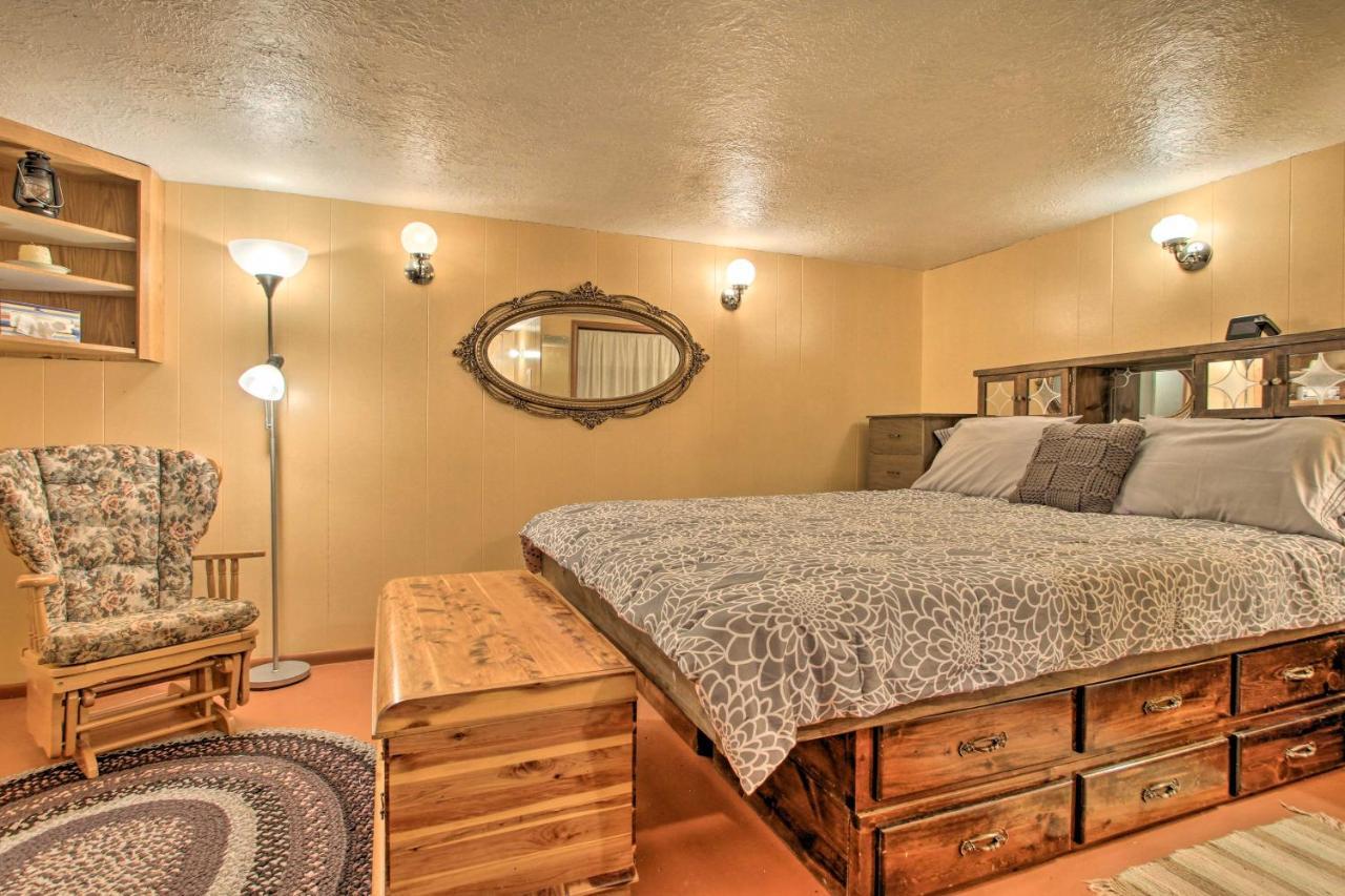 Cozy Home With Hot Tub Half Mi To Salmon River! Buitenkant foto