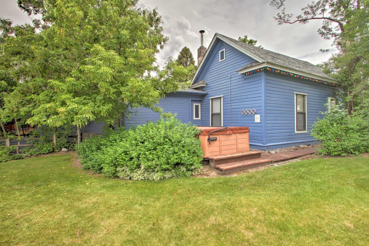 Cozy Home With Hot Tub Half Mi To Salmon River! Buitenkant foto