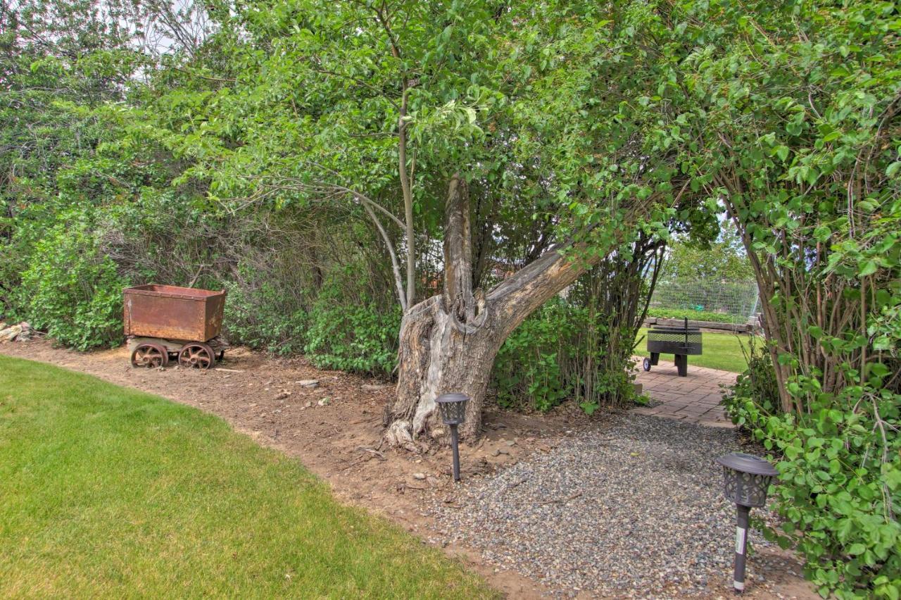 Cozy Home With Hot Tub Half Mi To Salmon River! Buitenkant foto
